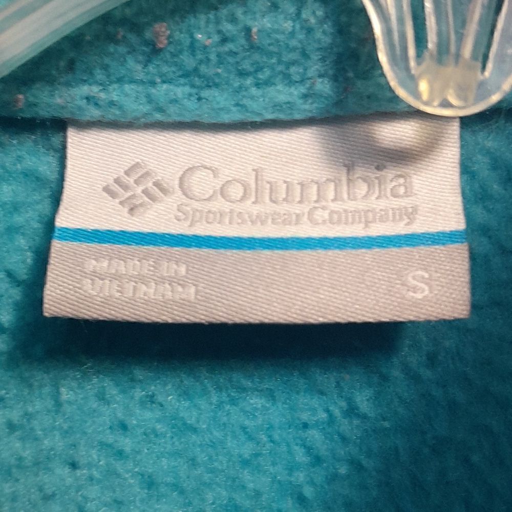 Columbia Girls Jacket...Size S...Almost New... - Picture 2 of 8